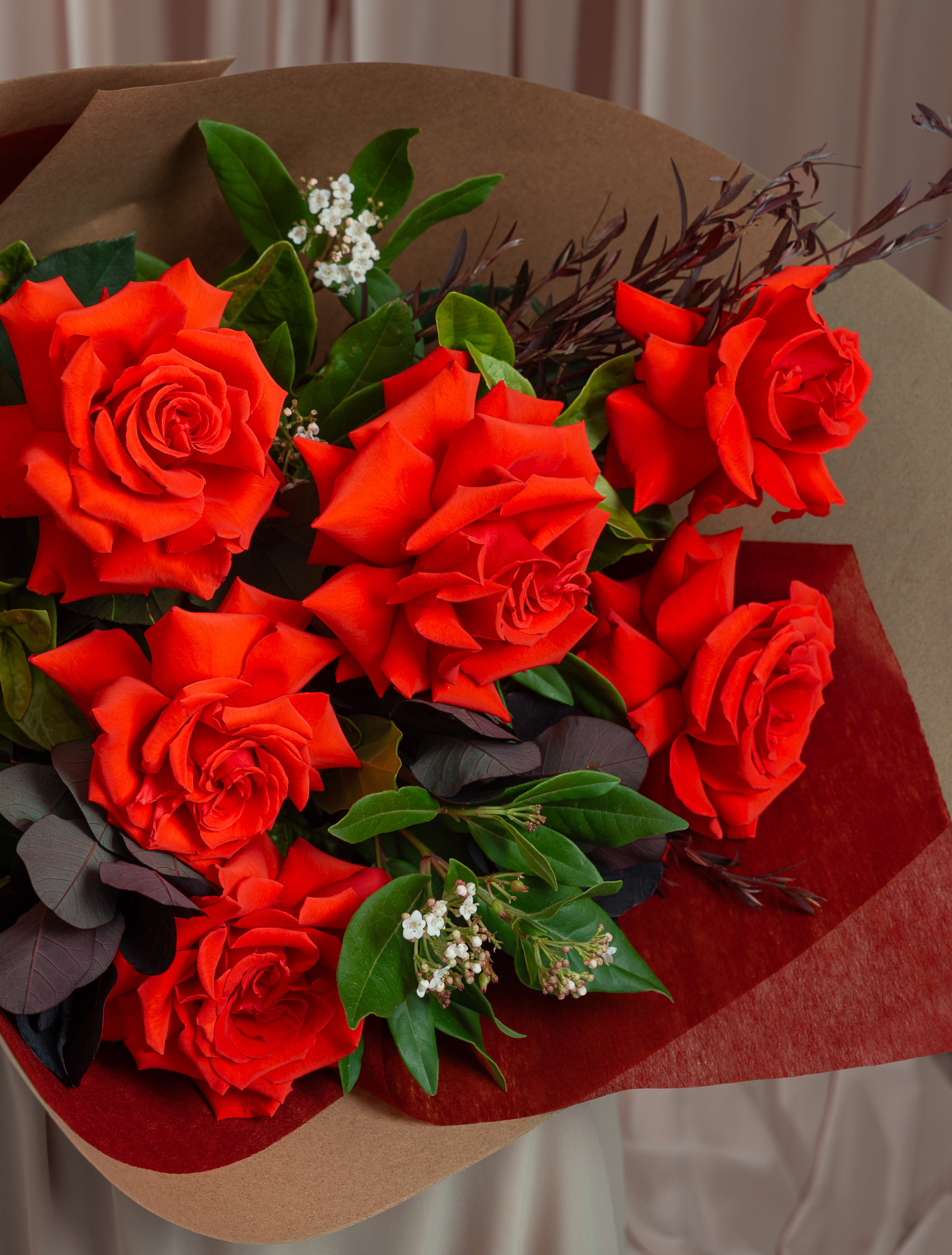 Close-up Ecuadorian red roses reflexed petals Maison Bloomé Adelaide florist
