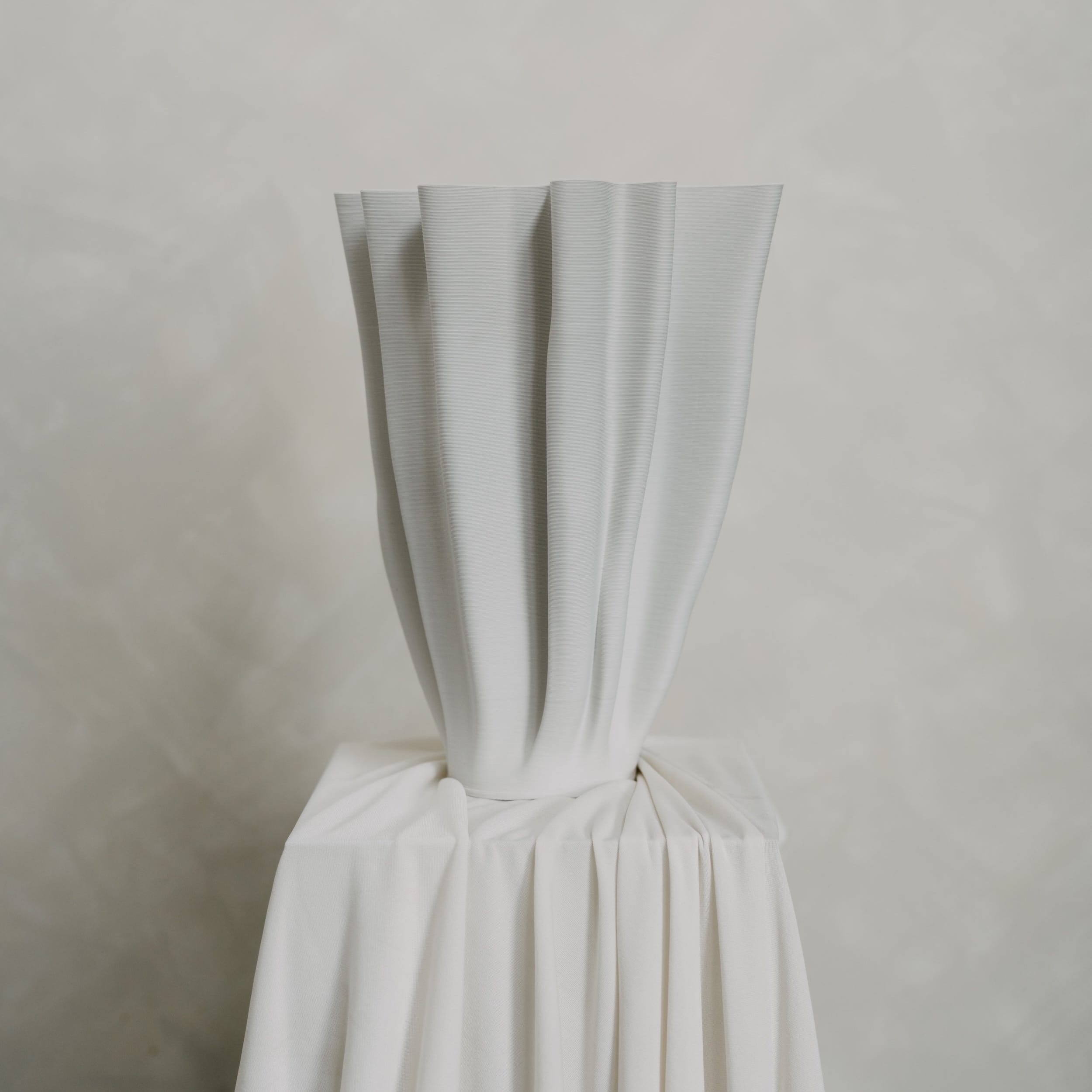 white flower vase Maison Bloomé Adelaide florist