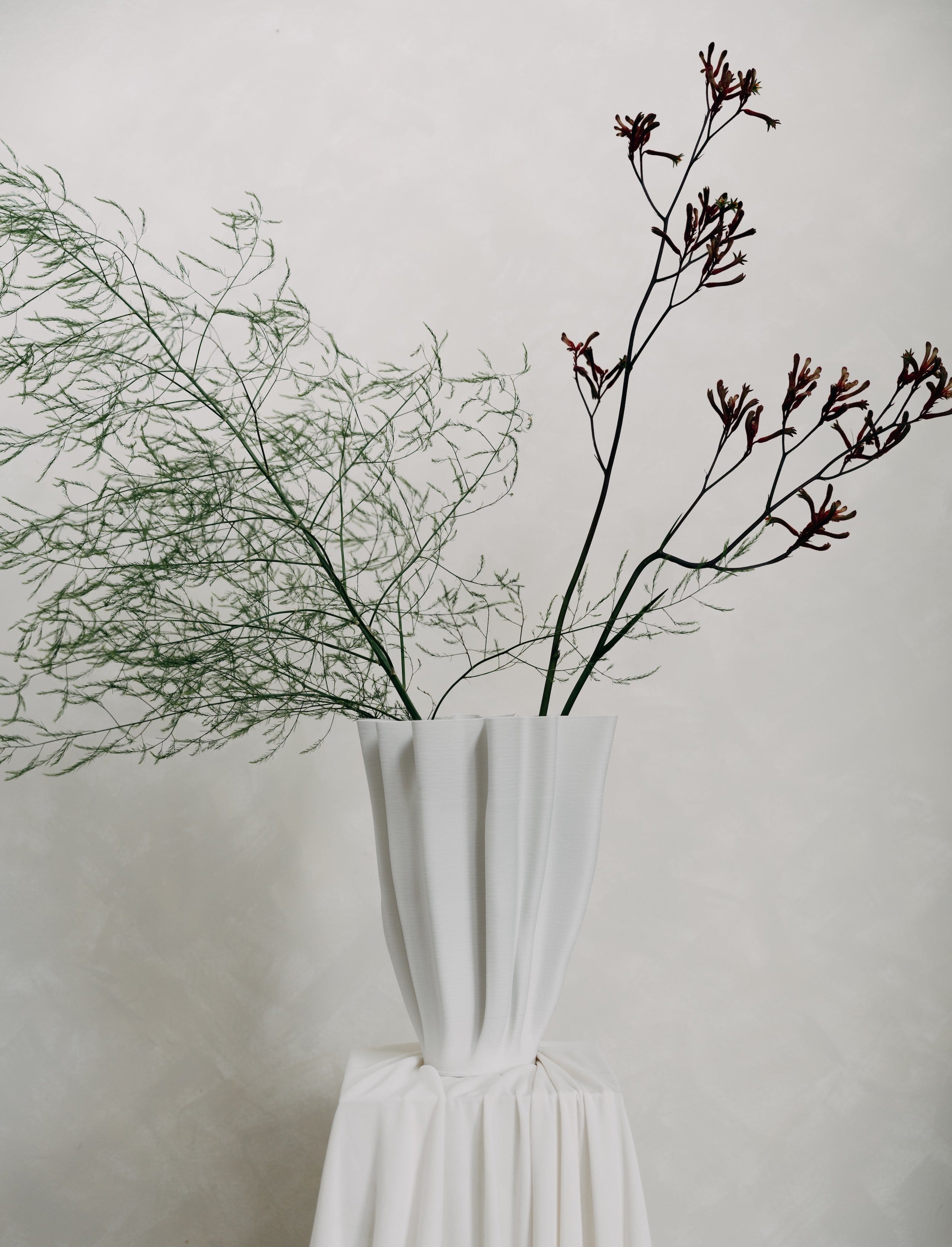 white flower vase Maison Bloomé Adelaide florist