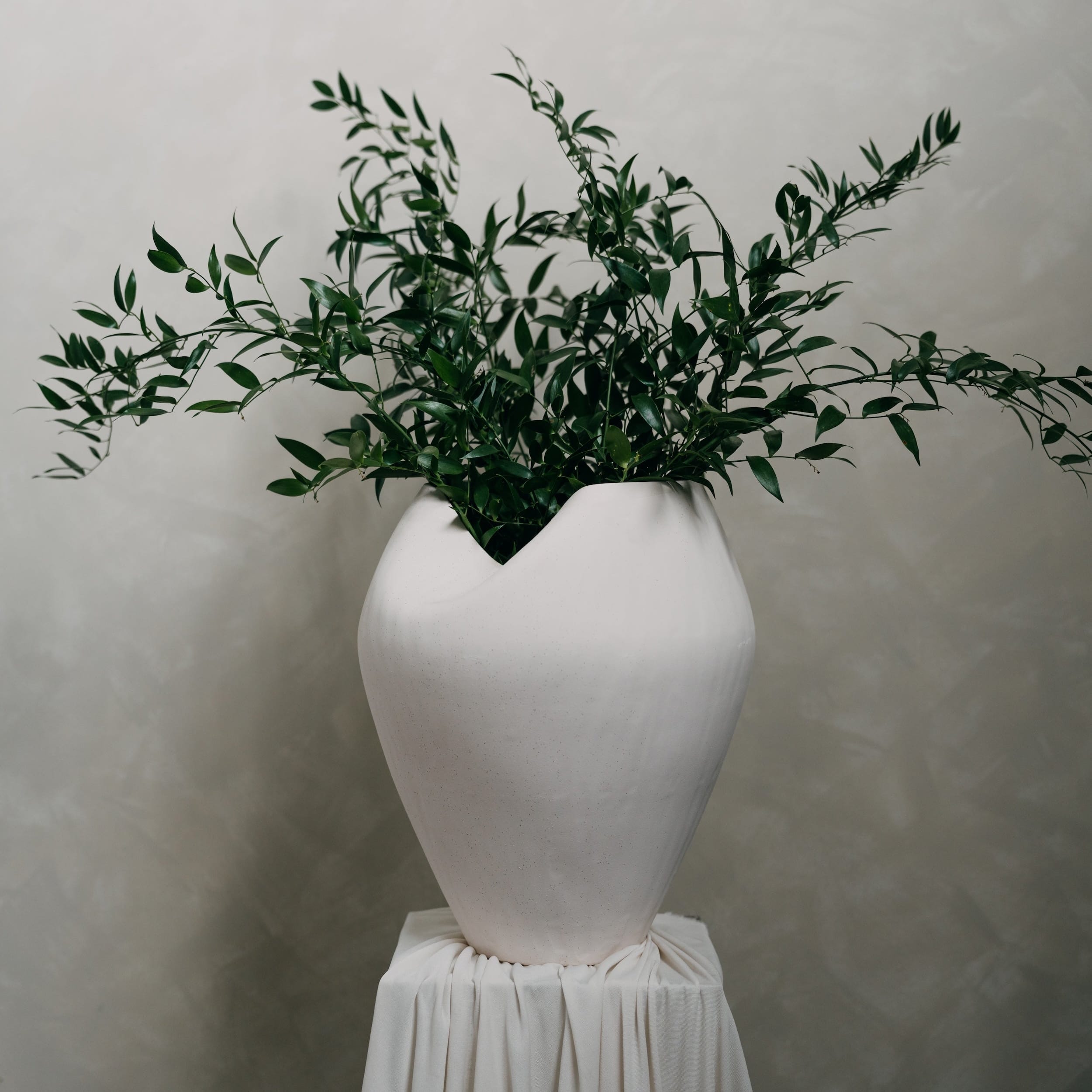 cream ceramic flower vase Maison Bloomé Adelaide florist