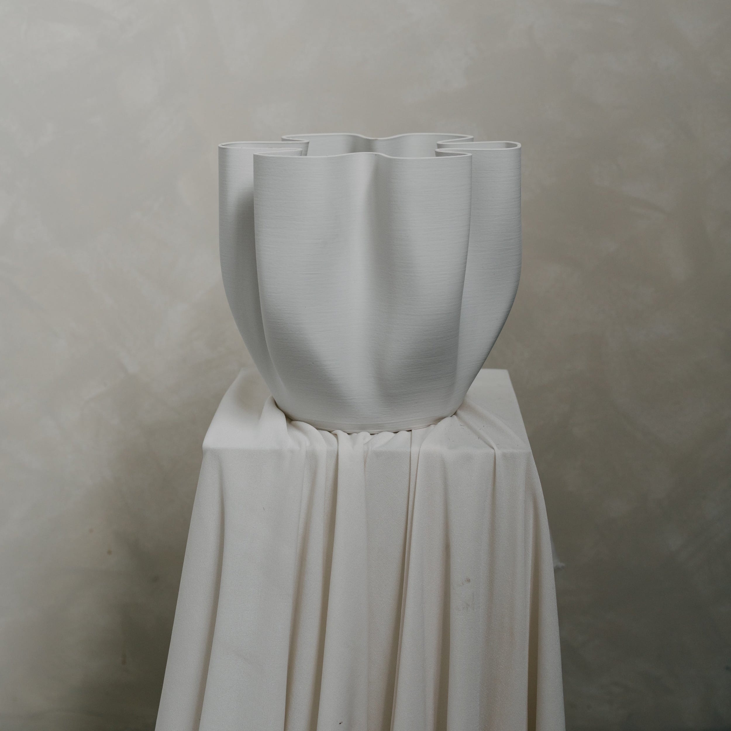 white ceramic flower vase Maison Bloomé Adelaide florist