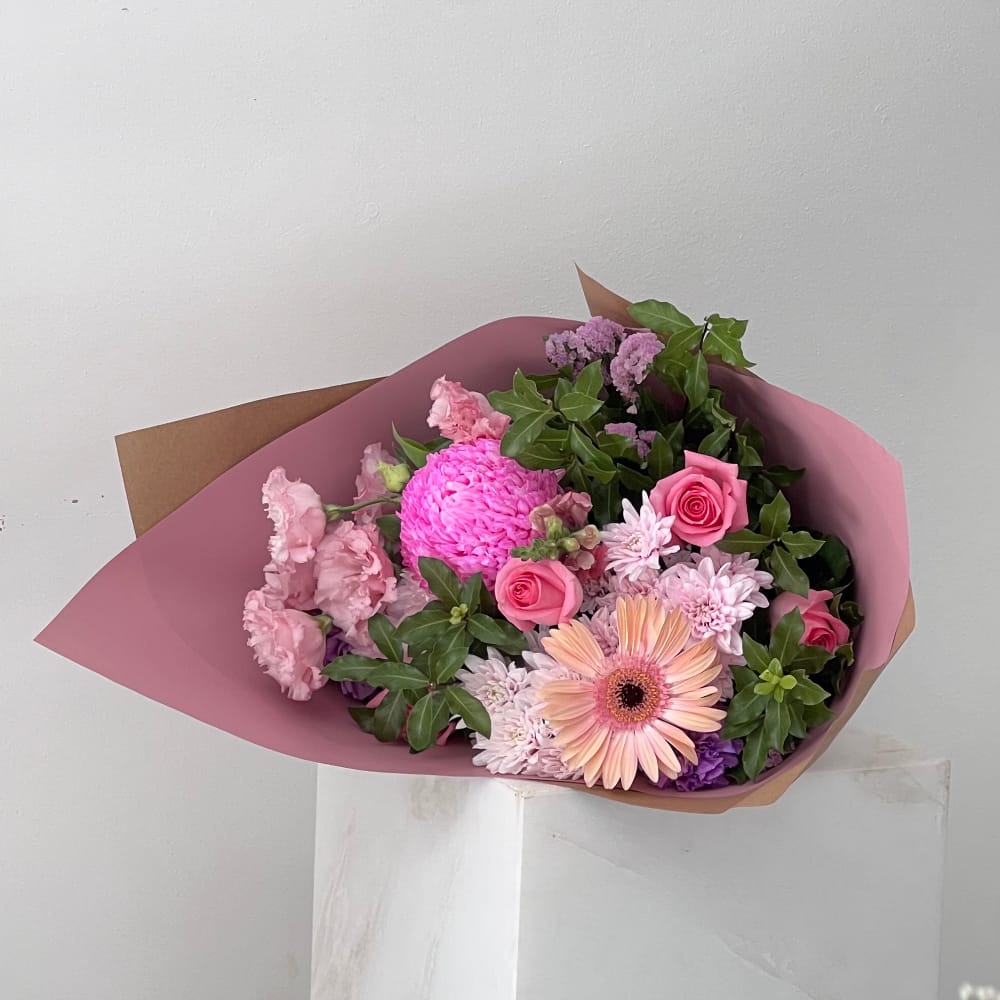 Pink flower bouquet Adelaide – roses, gerbera and seasonal blooms by Maison Bloomé
